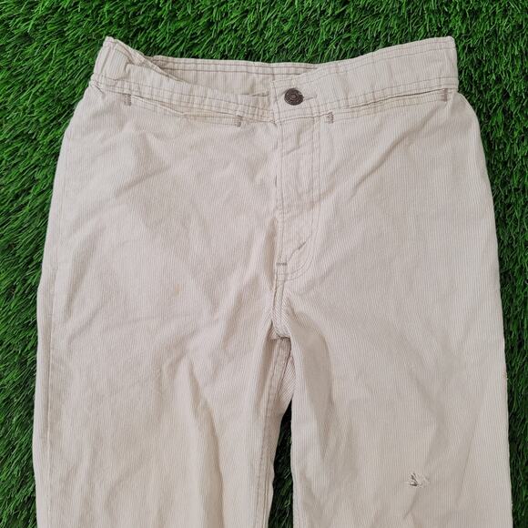 Vintage 70s LEVIS Flared Pants Women 1/2 26x32 Corduroy USA - Picture 4 of 16